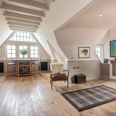 Apartamento Amazing Penthouse, Stunning Views, Castle 2 Mins Edimburgo Exterior foto