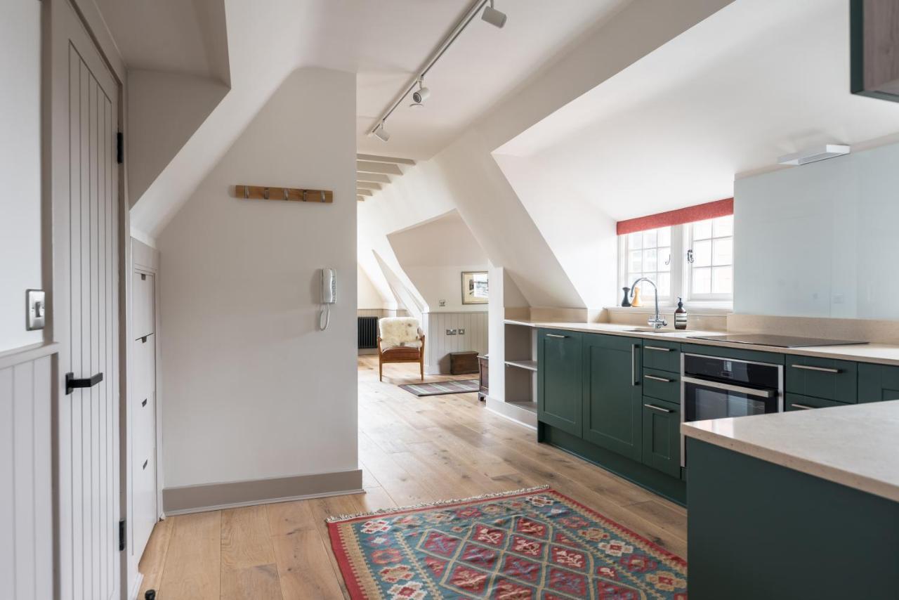 Apartamento Amazing Penthouse, Stunning Views, Castle 2 Mins Edimburgo Exterior foto