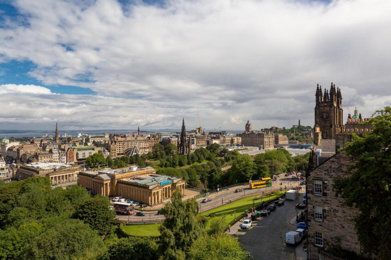 Apartamento Amazing Penthouse, Stunning Views, Castle 2 Mins Edimburgo Exterior foto